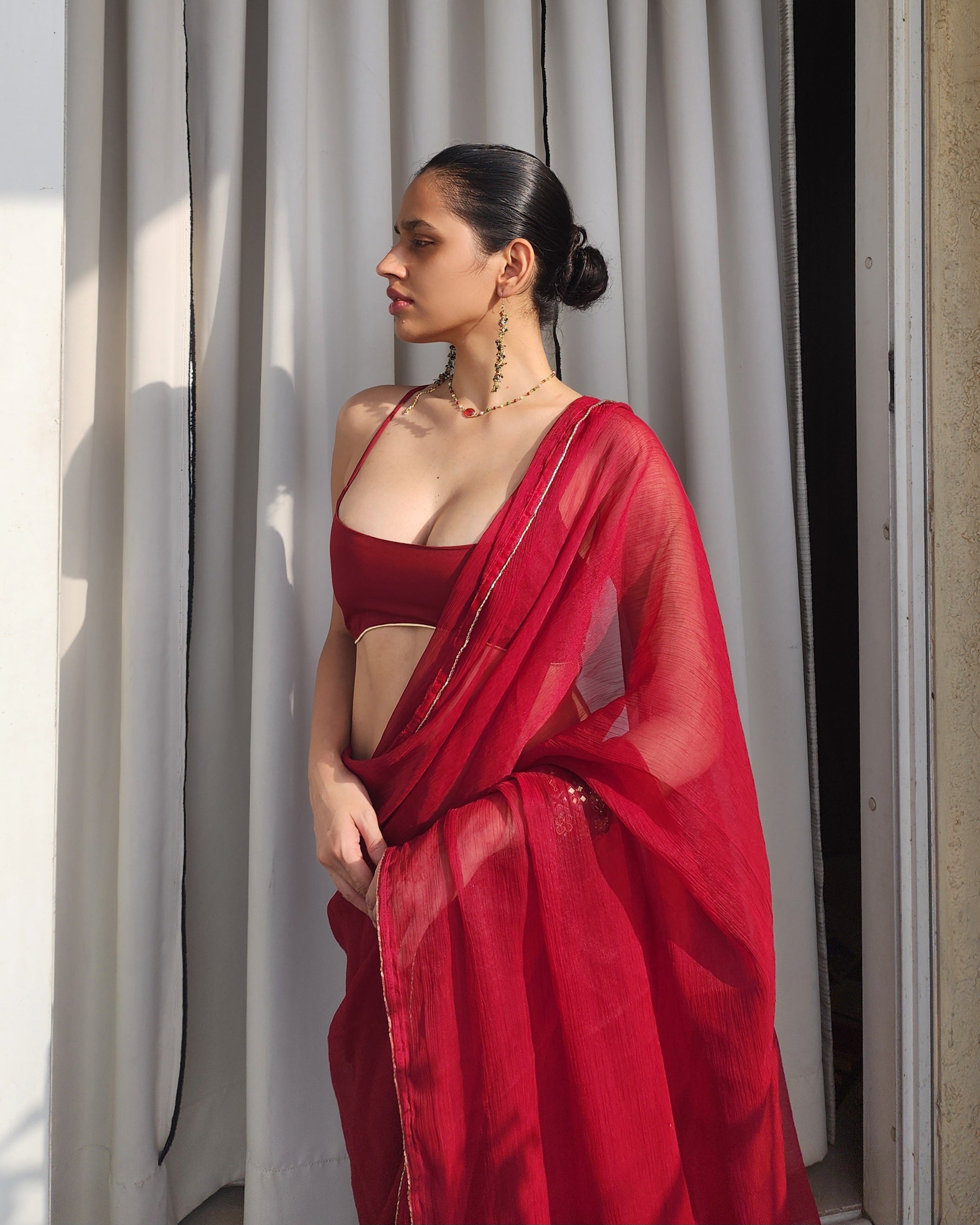 CRISS-CROSS BACK BLOUSE: WINE