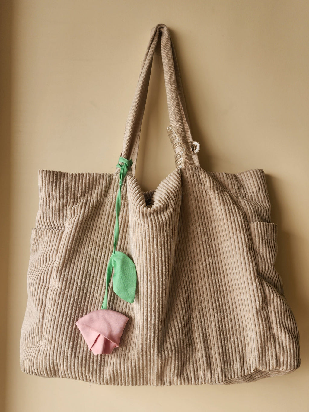 TULIP BAG CHARM
