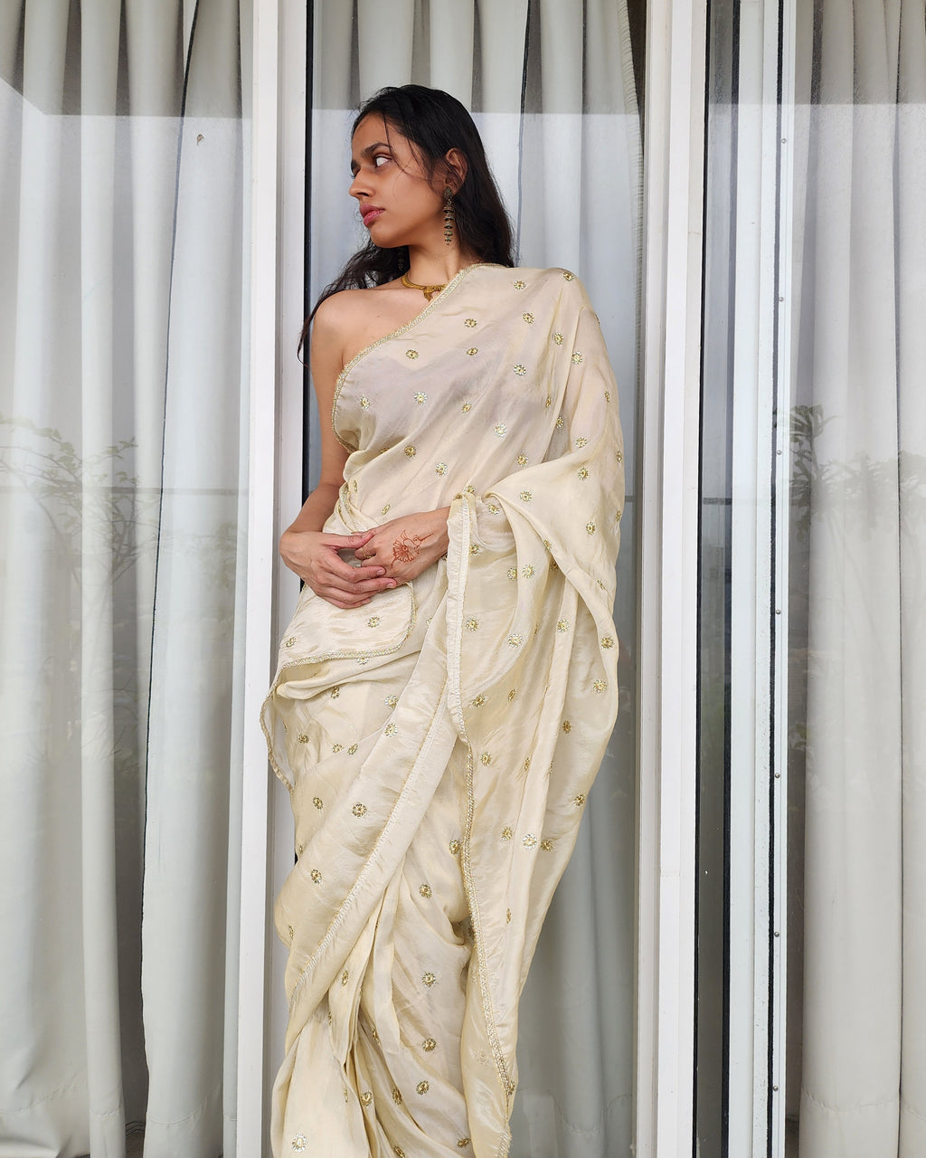 PRE-DRAPED SAREE: CHAMPAGNE